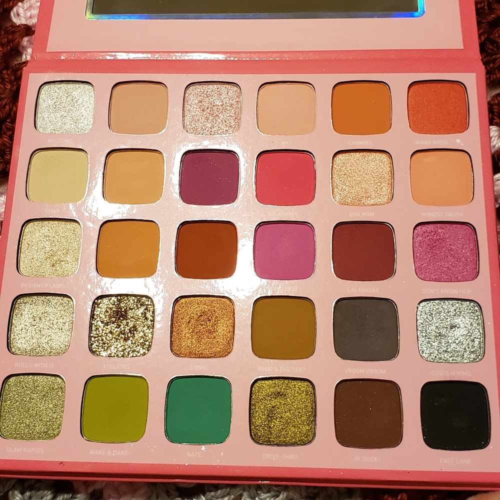 Jeffree star morphe pallette swatched